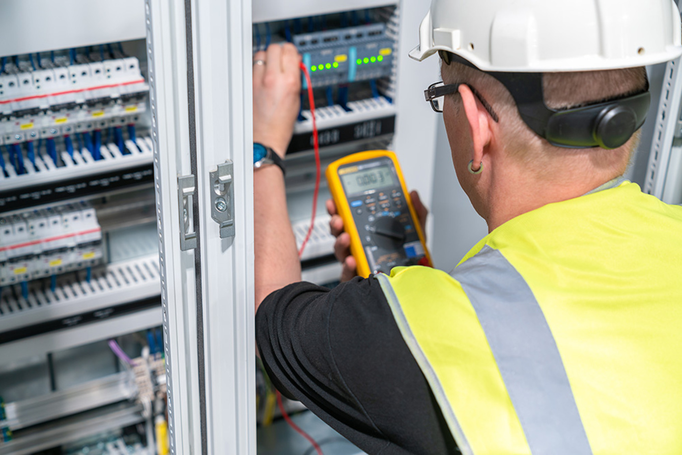 Elektroanlagen-Kontrolle bei Elektrotechnik-Kummer in Hoyerswerda