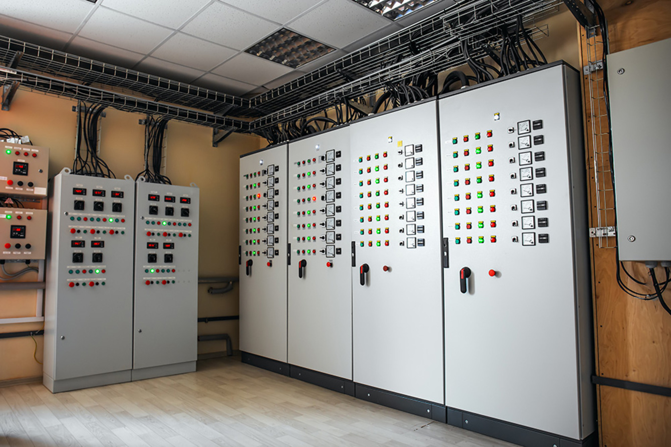Schalt­anlagen­bau bei Elektrotechnik-Kummer in Hoyerswerda